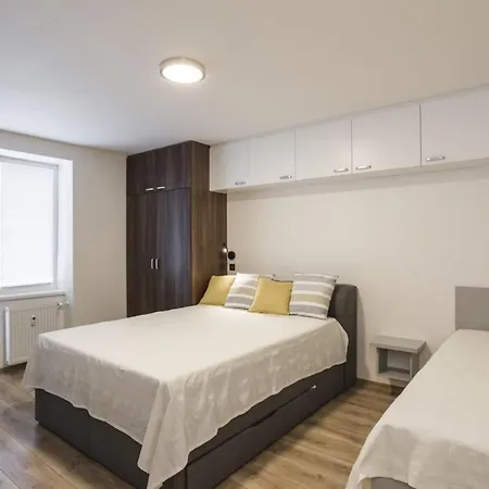Apartment Flexihome Sk - Narodna Trieda