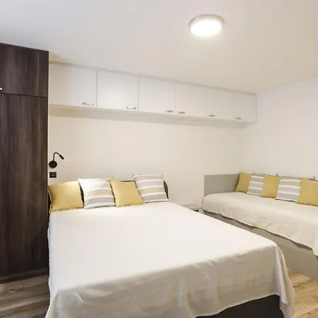 Flexihome Sk - Narodna Trieda Daire
